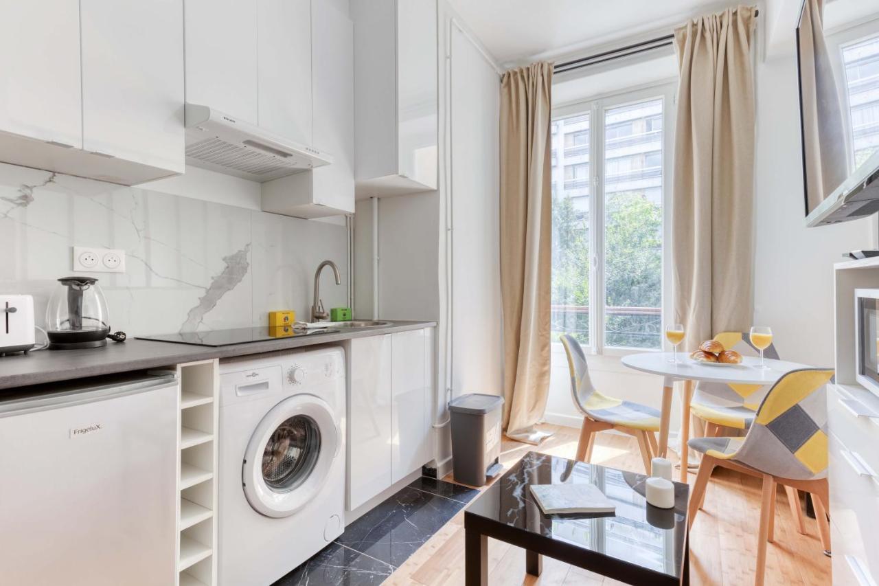 Апартаменты New And Quiet 1 Bdr Flat In The Heart Of Paris 12 Экстерьер фото