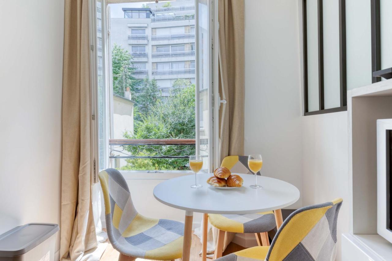Апартаменты New And Quiet 1 Bdr Flat In The Heart Of Paris 12 Экстерьер фото