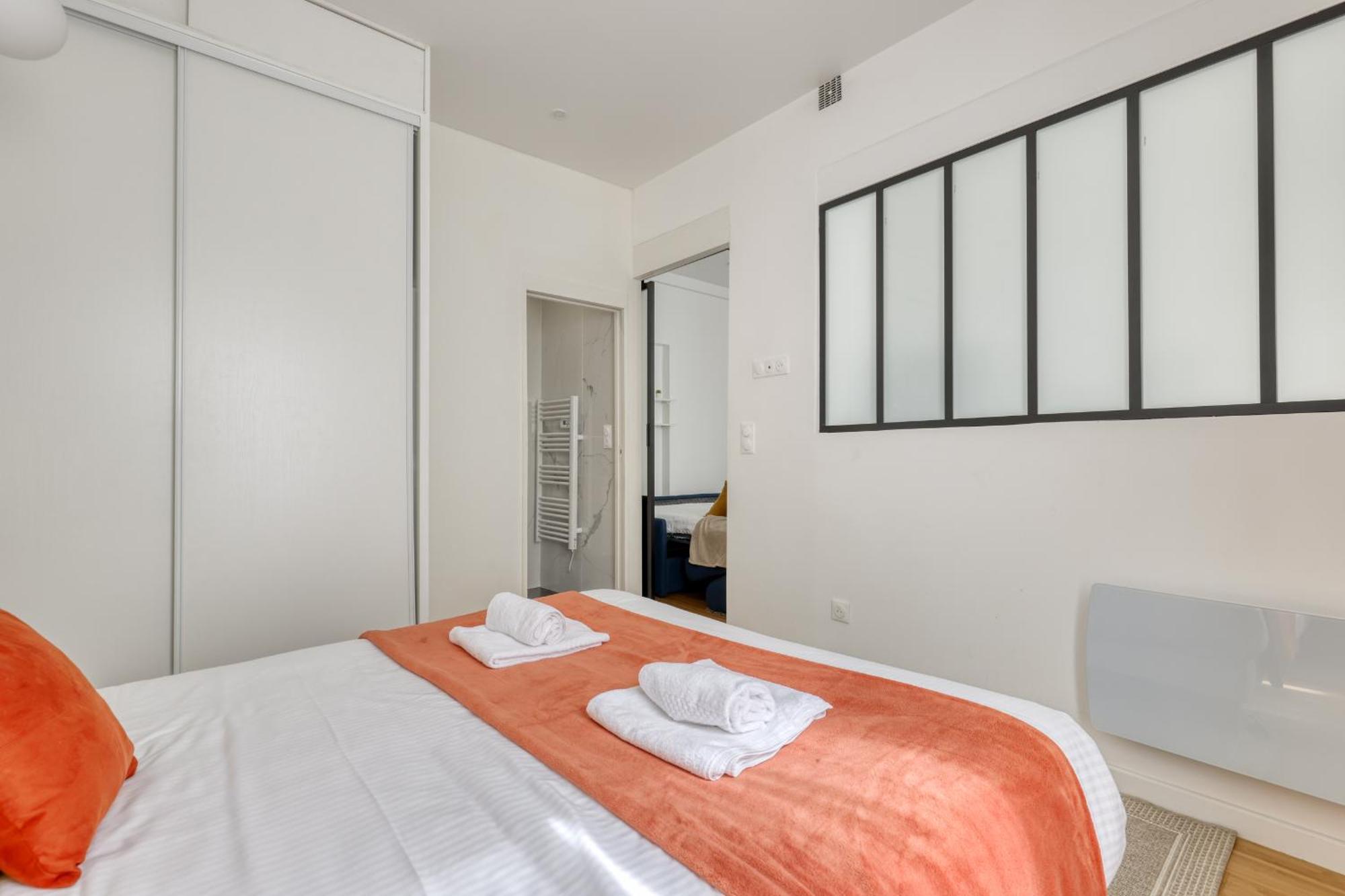 Апартаменты New And Quiet 1 Bdr Flat In The Heart Of Paris 12 Экстерьер фото