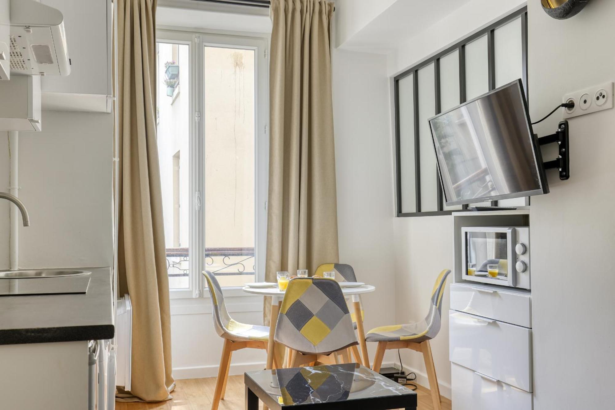 Апартаменты New And Quiet 1 Bdr Flat In The Heart Of Paris 12 Экстерьер фото